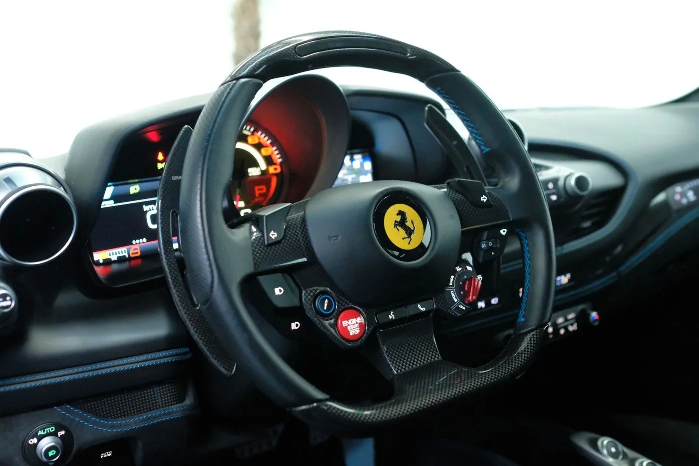 2019 Ferrari F8 Tributo proposée par un concessionnaire spécialisé à Nuremberg, Allemagne, photo 15 sur 15