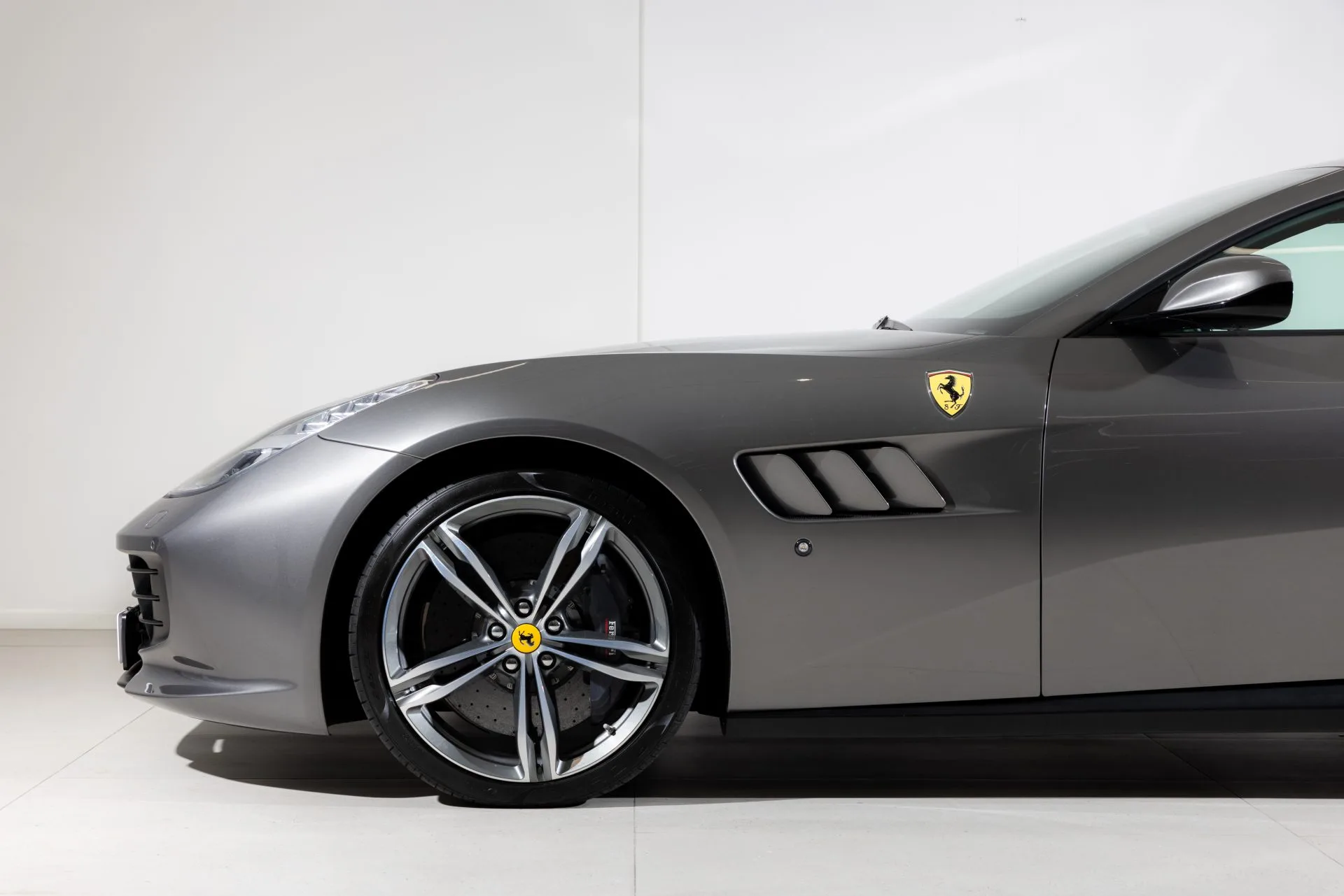 2019 Ferrari GTC4Lusso, 3/20
