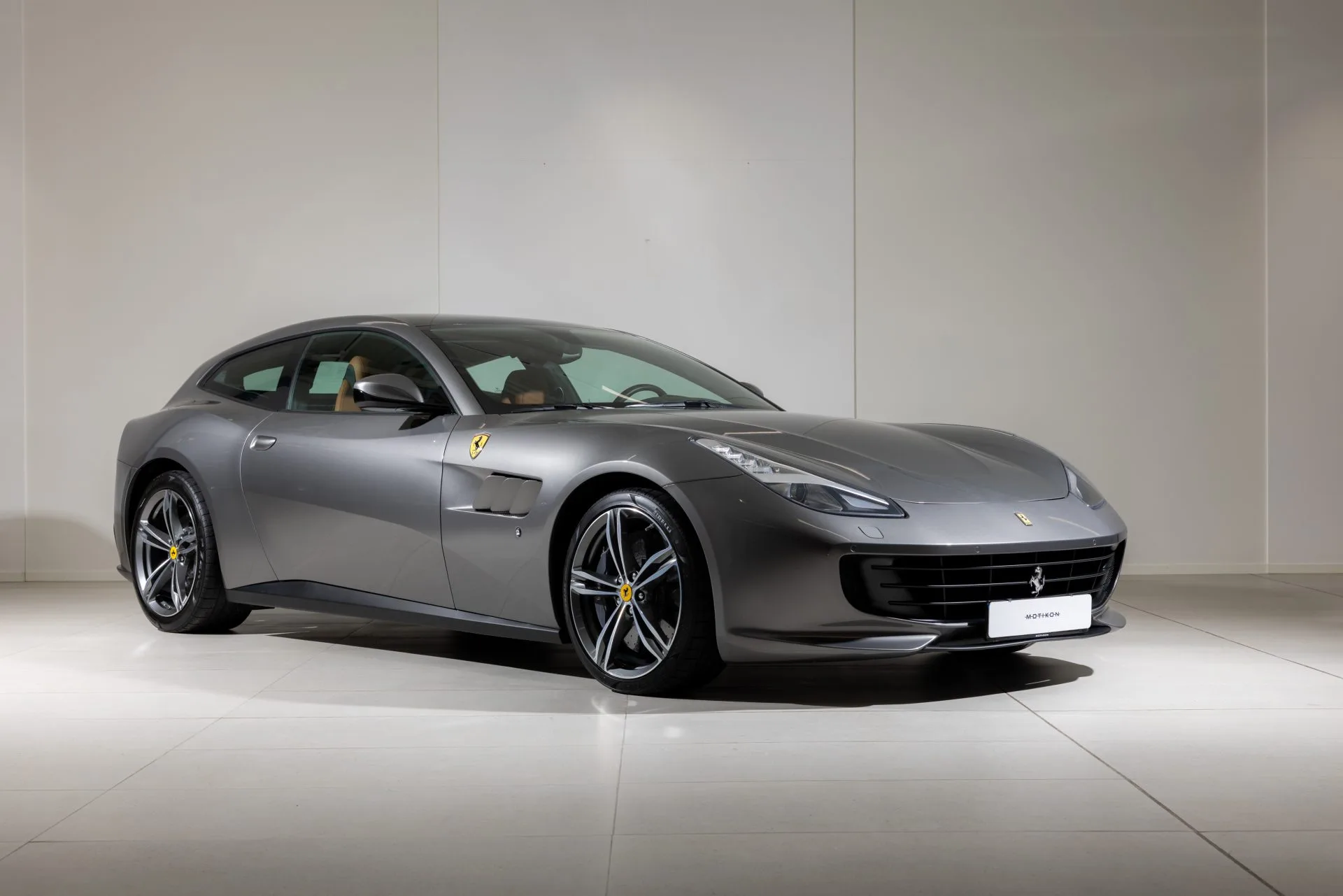 2019 Ferrari GTC4Lusso, 9/20