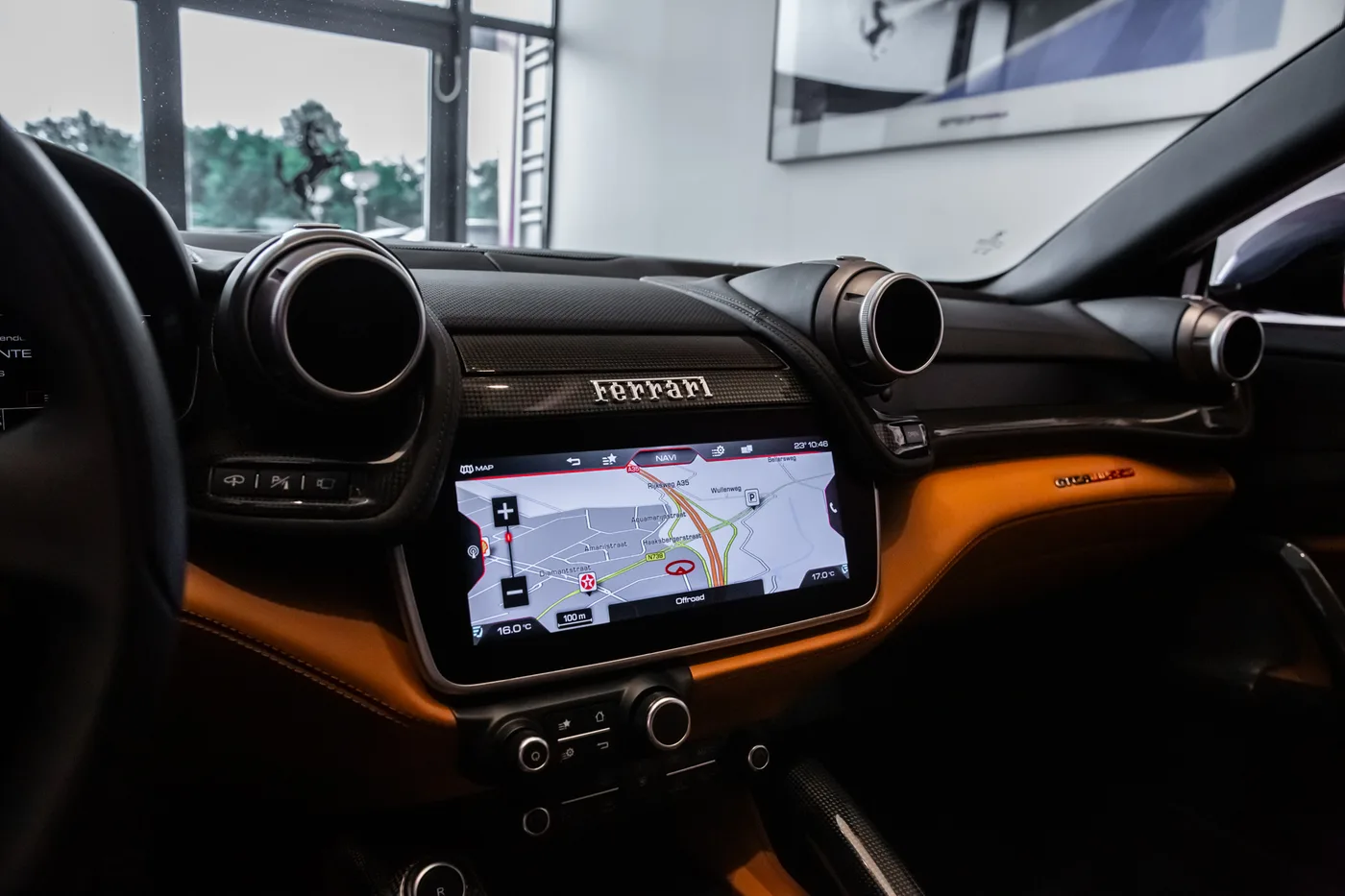 2019 Ferrari GTC4Lusso offered by a specialist dealer in Hengelo, Netherlands, photo 13 of 15