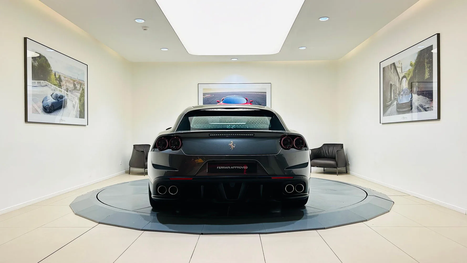 2019 Ferrari GTC4Lusso T, 4/30