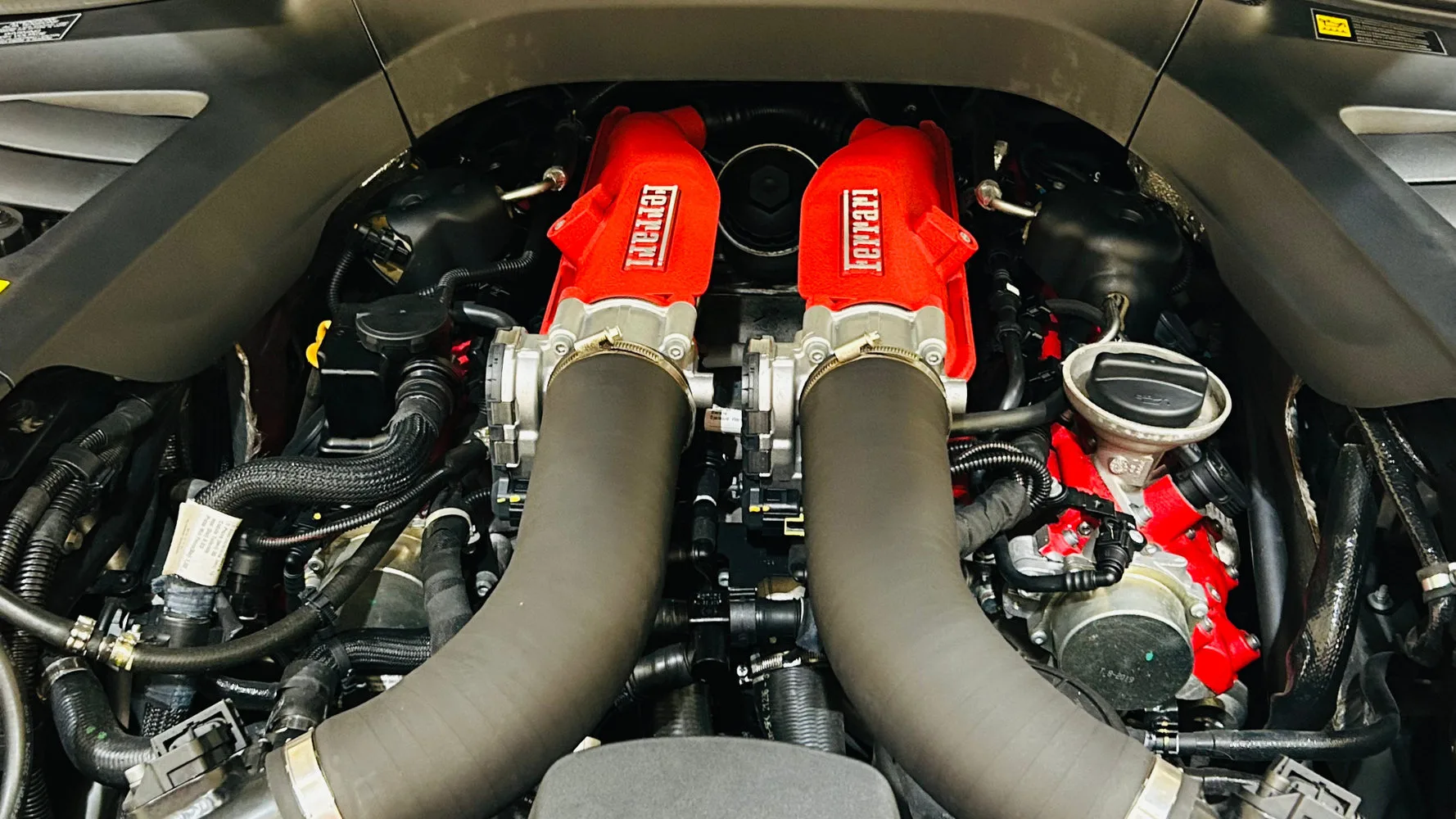 2019 Ferrari GTC4Lusso T, 29/30