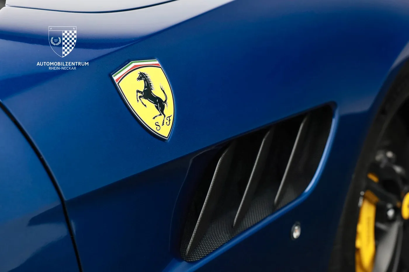 2019 Ferrari GTC4Lusso V12 proposée par un spécialiste de la supercar à Viernheim, Allemagne, photo 11 sur 25
