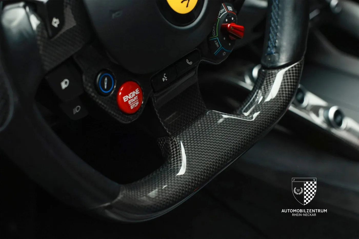 2019 Ferrari GTC4Lusso V12 proposée par un spécialiste de la supercar à Viernheim, Allemagne, photo 20 sur 25