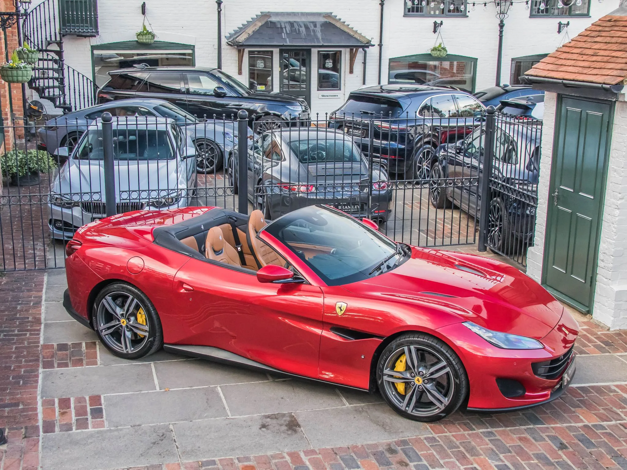 2019 Ferrari Portofino, 11/28