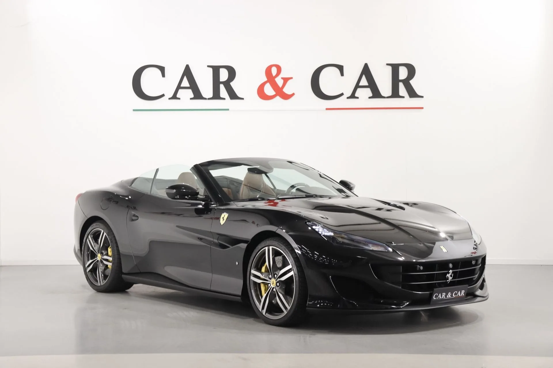 2019 Ferrari Portofino offered by a supercar dealer in Zibido San Giacomo, Italy, main photo