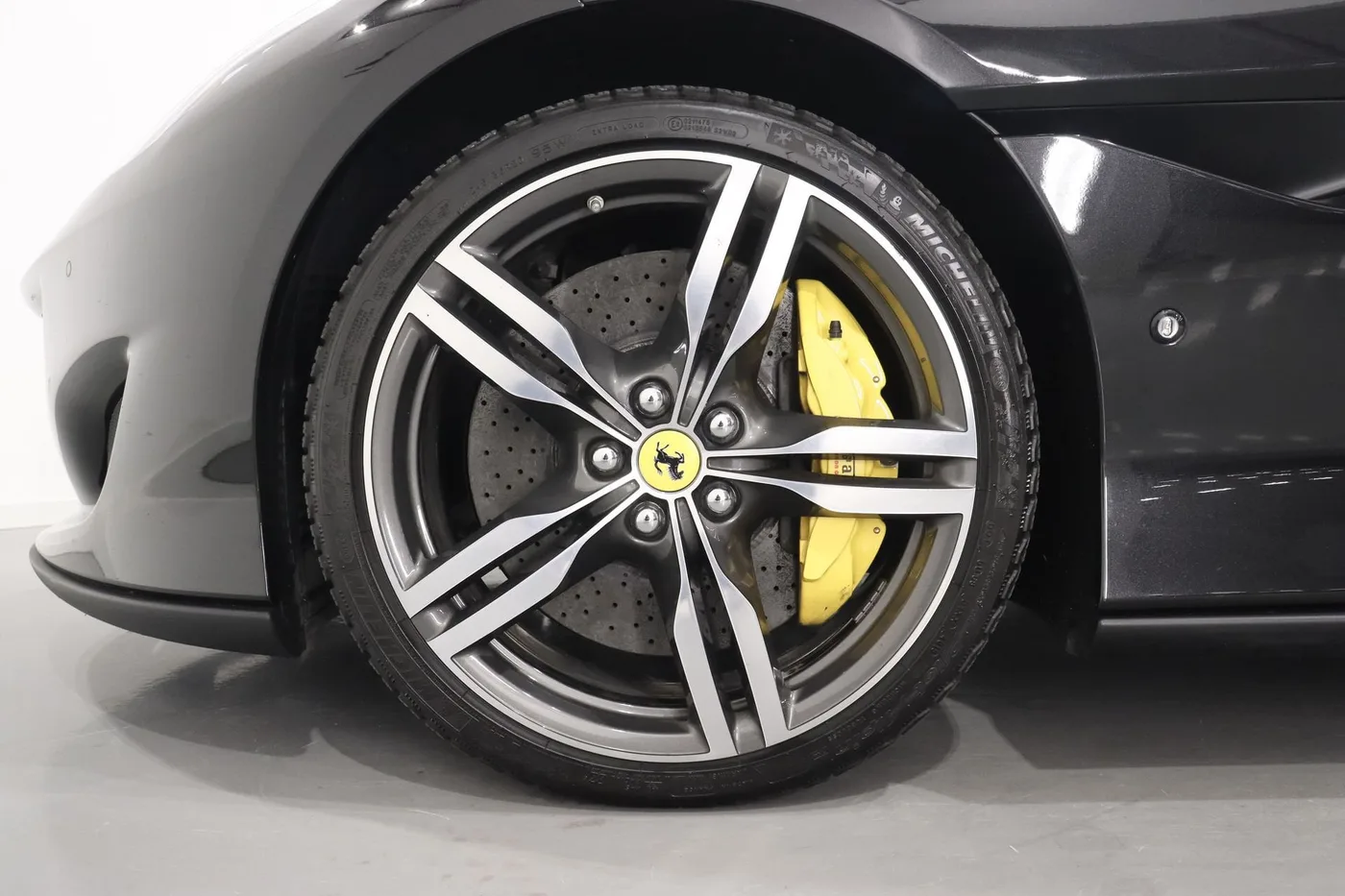 2019 Ferrari Portofino proposée par un spécialiste de la supercar à Zibido San Giacomo, Italie, photo 7 sur 18