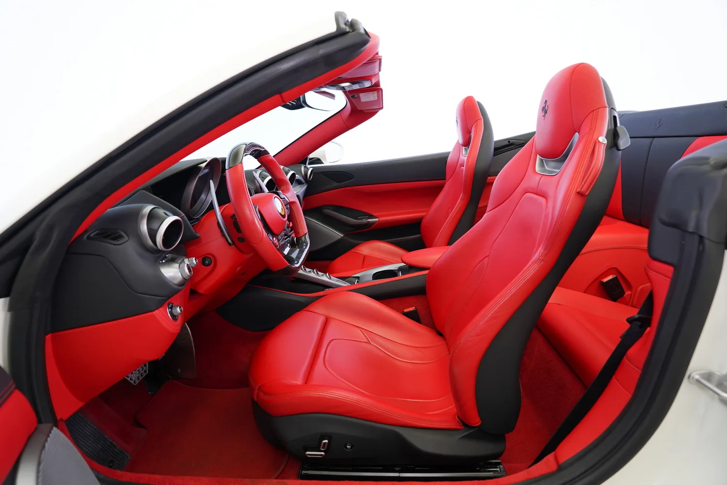 2019 Ferrari Portofino, 12/13