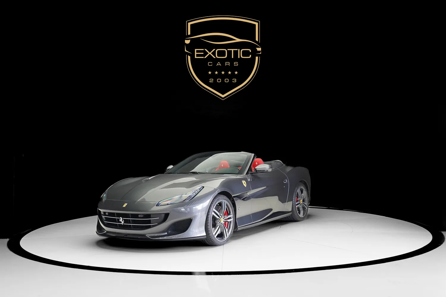 2019 Ferrari Portofino angeboten von einem Fachhändler in Dubai, Vereinigte Arabische Emirate, Hauptfoto
