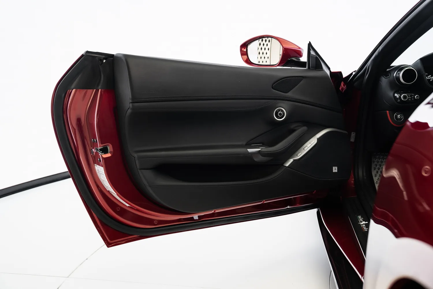 2019 Ferrari Portofino Tailor Made, 6/20