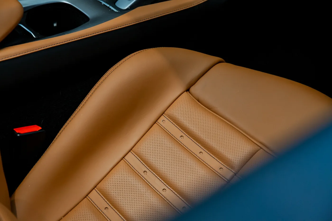 2019 Ferrari Portofino proposée par un concessionnaire spécialisé à Hengelo, Pays-Bas, photo 9 sur 15