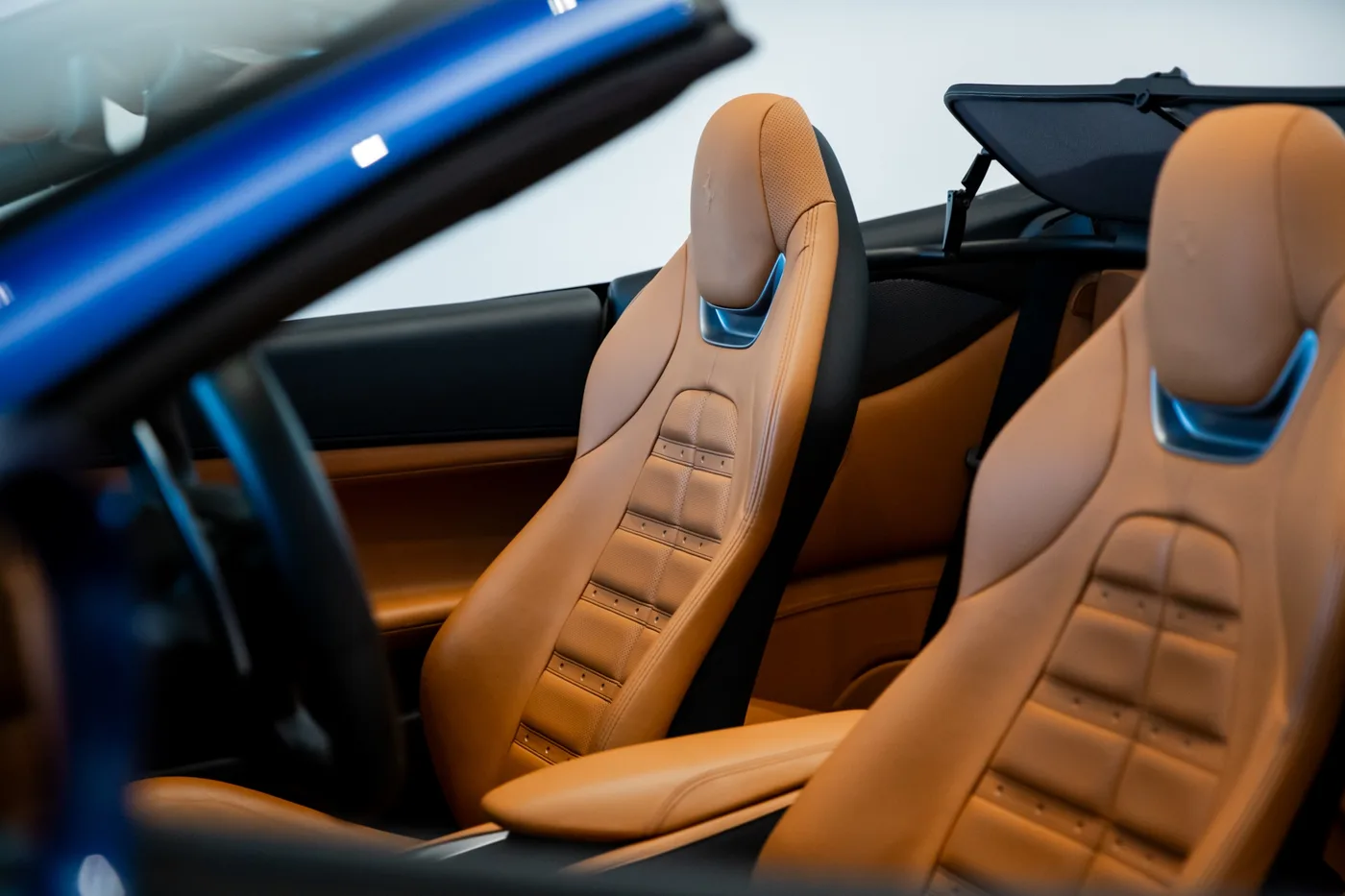 2019 Ferrari Portofino proposée par un concessionnaire spécialisé à Hengelo, Pays-Bas, photo 13 sur 15