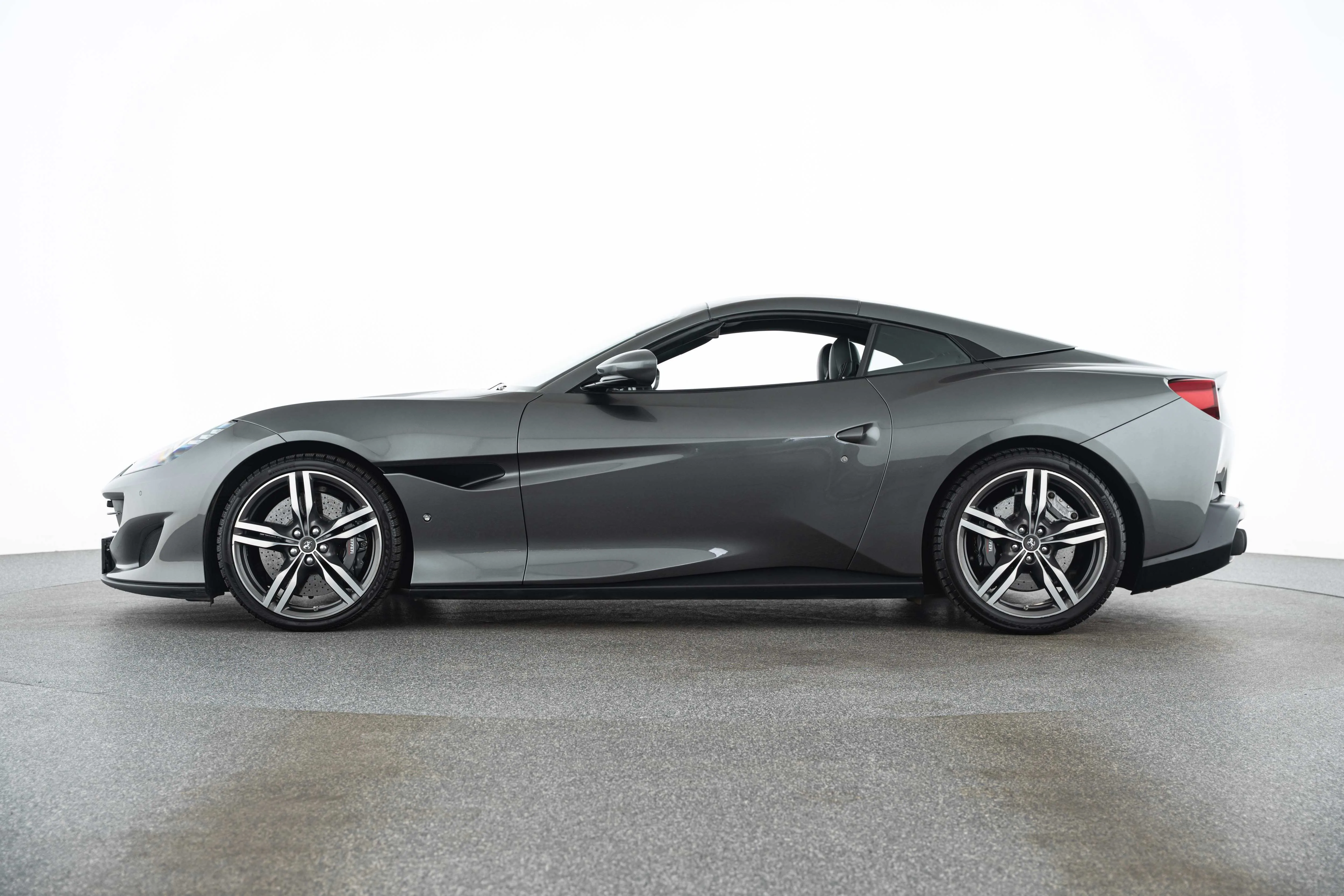 2019 Ferrari Portofino, 8/30