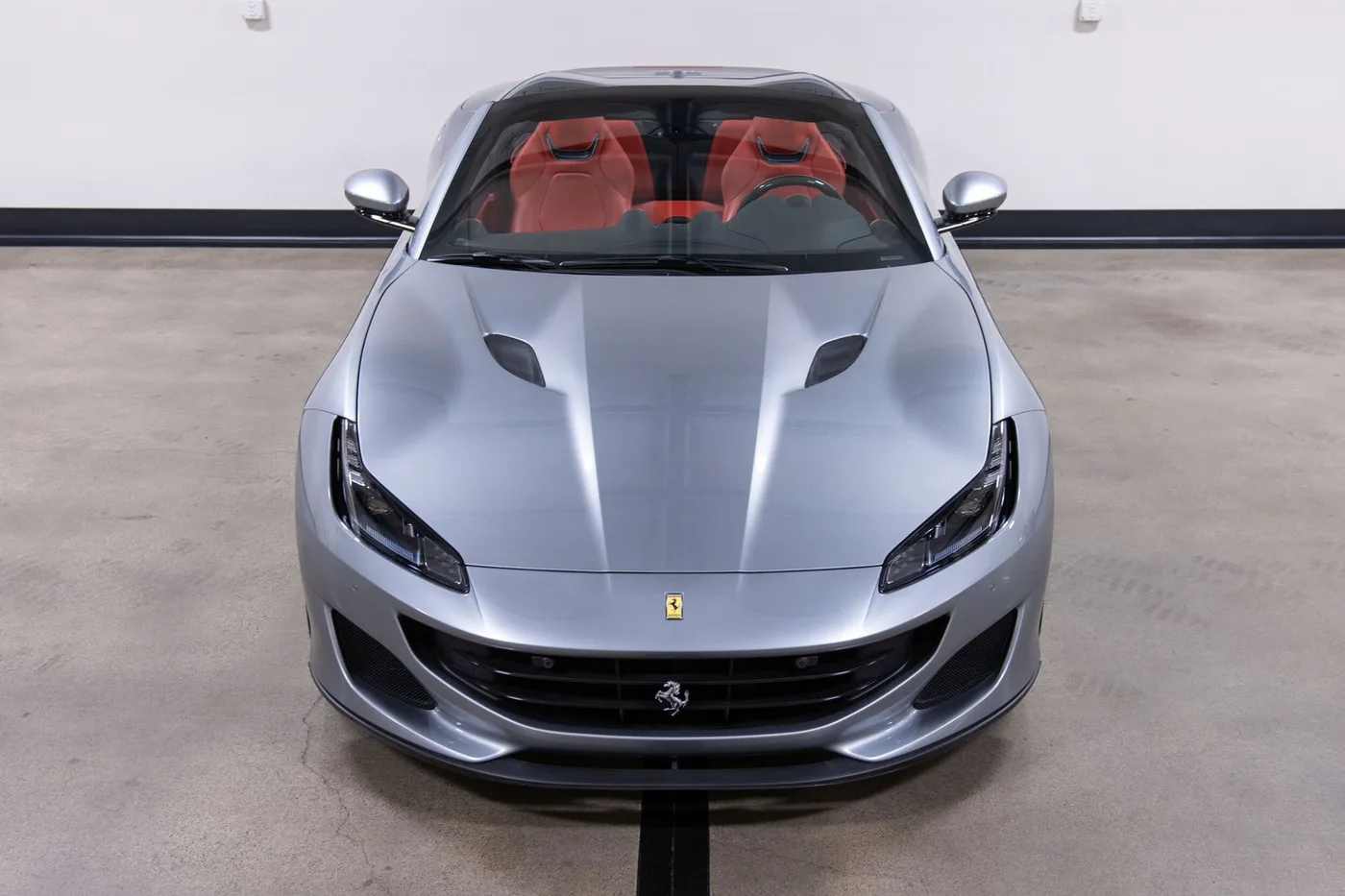 2019 Ferrari Portofino verkauft von einem Fachhändler in Costa Mesa, Vereinigte Staaten, Foto 12 von 15