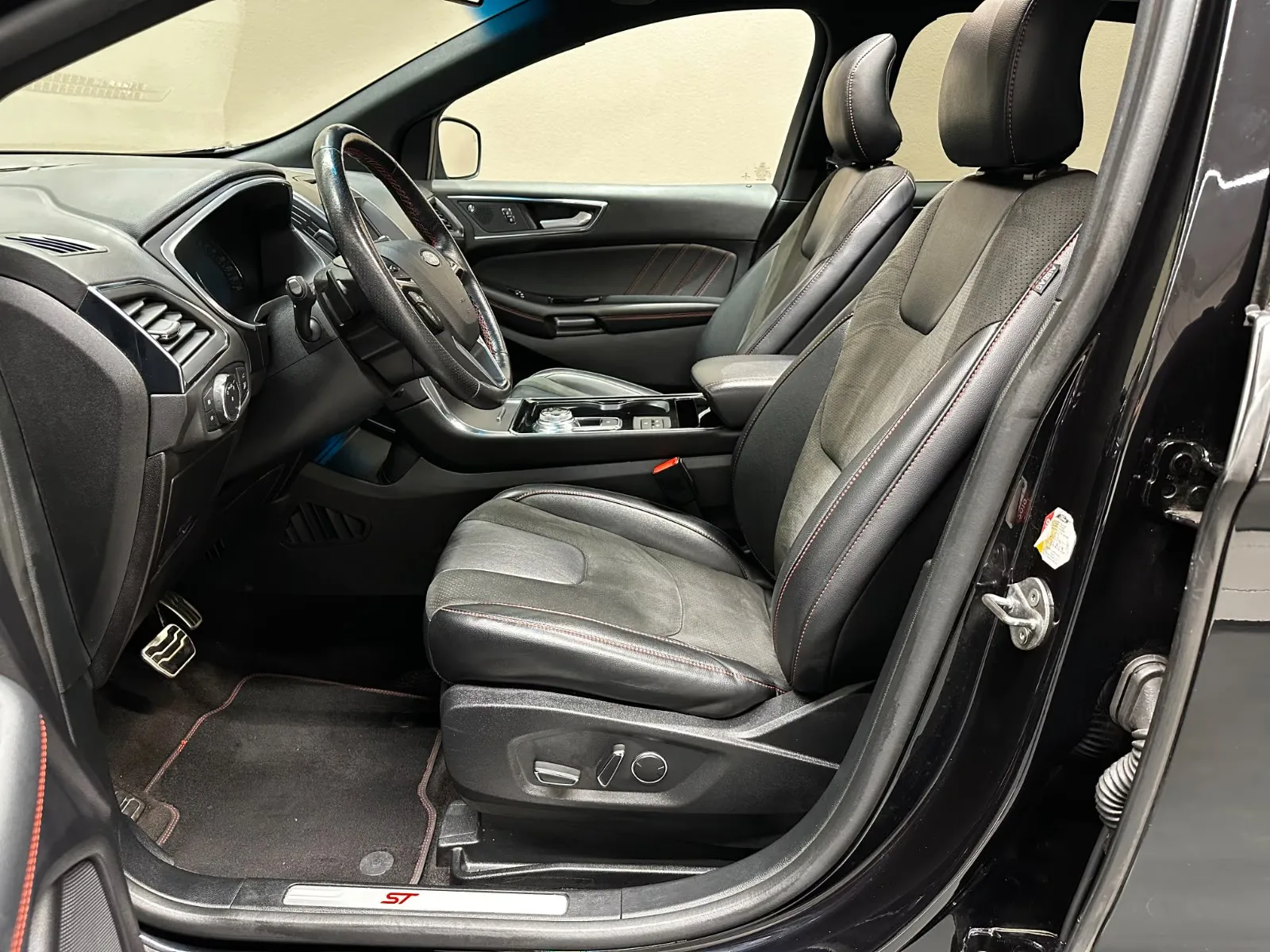 2019 Ford Edge ST-Line, 10/23