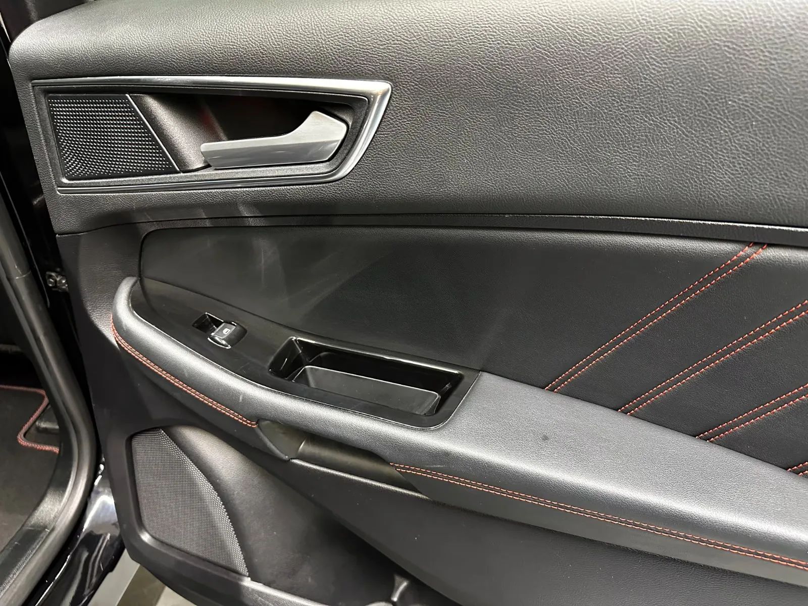 2019 Ford Edge ST-Line, 18/23