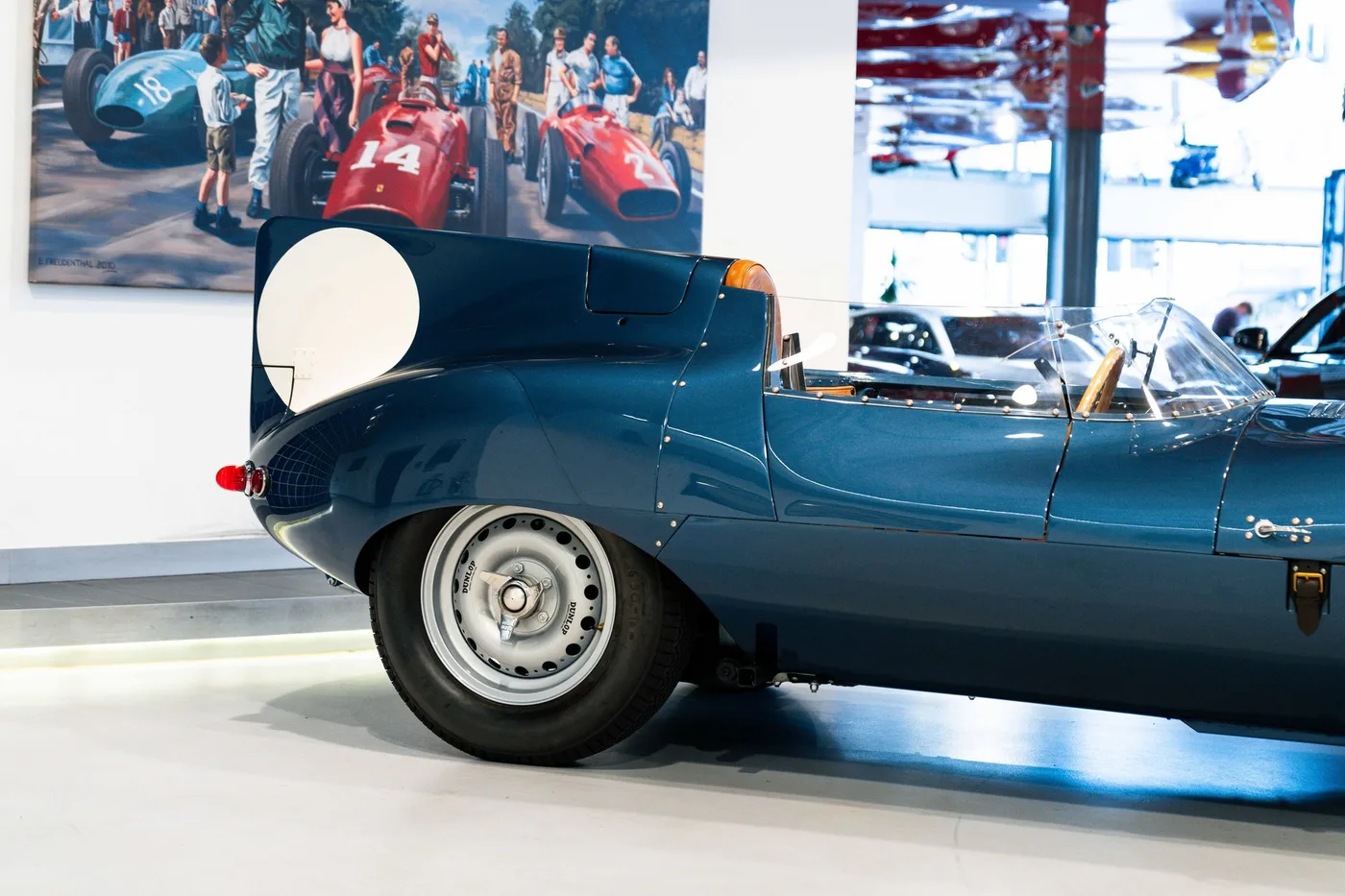2019 Jaguar D-Type Continuation angeboten von einem Oldtimerspezialisten in London, Vereinigtes Königreich, Foto 3 von 18