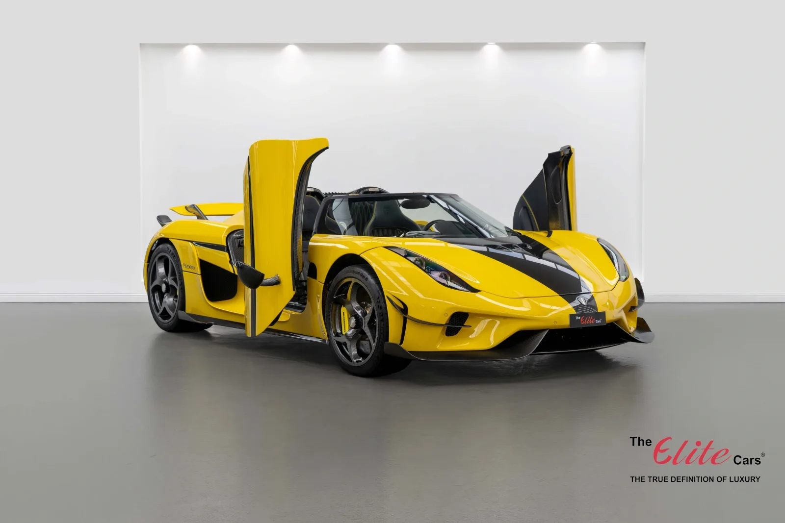 2019 Koenigsegg Regera proposée par un concessionnaire spécialisé à Dubaï, Émirats arabes unis, photo principale