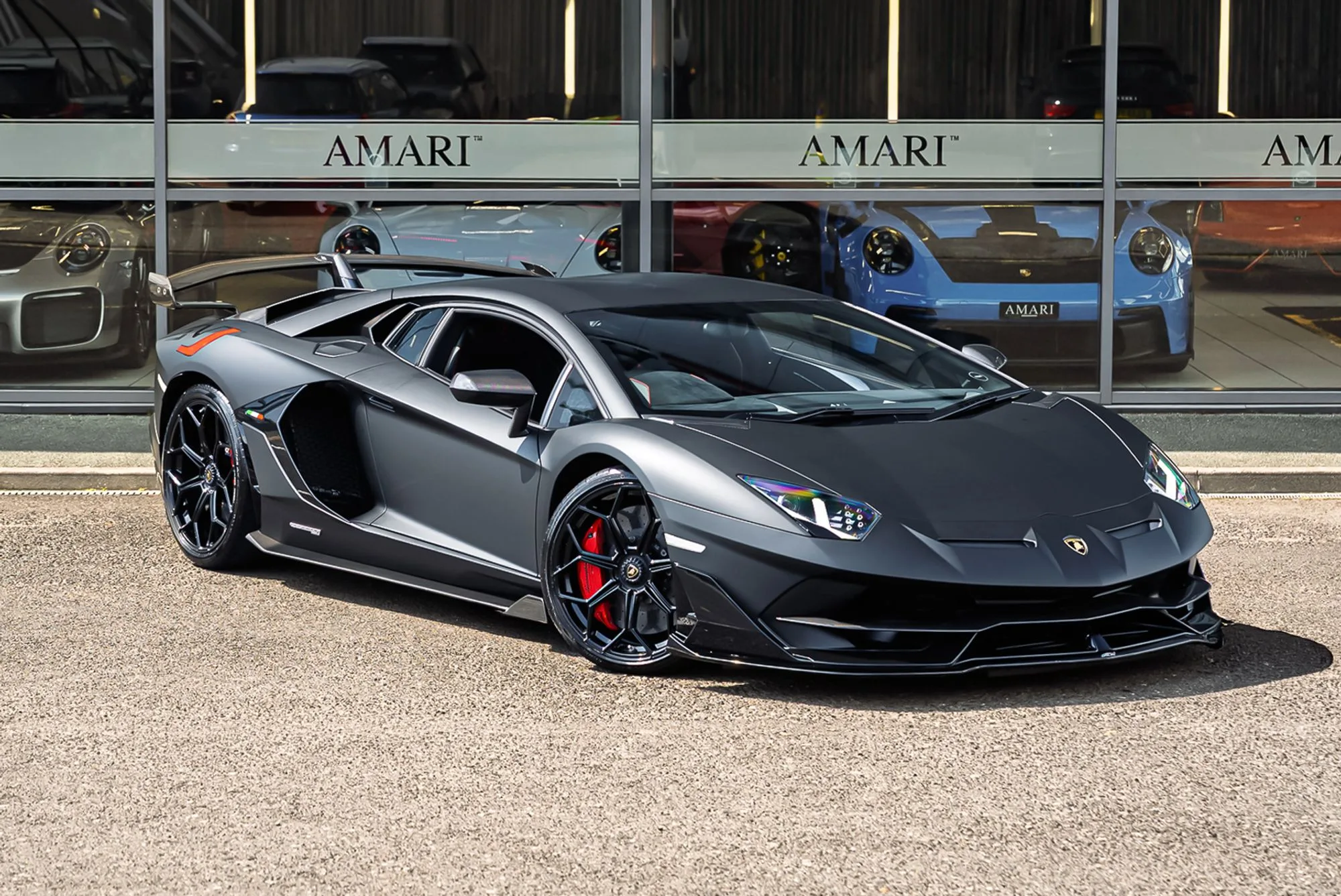 2019 Lamborghini Aventador SVJ proposée par un spécialiste de la supercar à Preston, Royaume-Uni, photo principale
