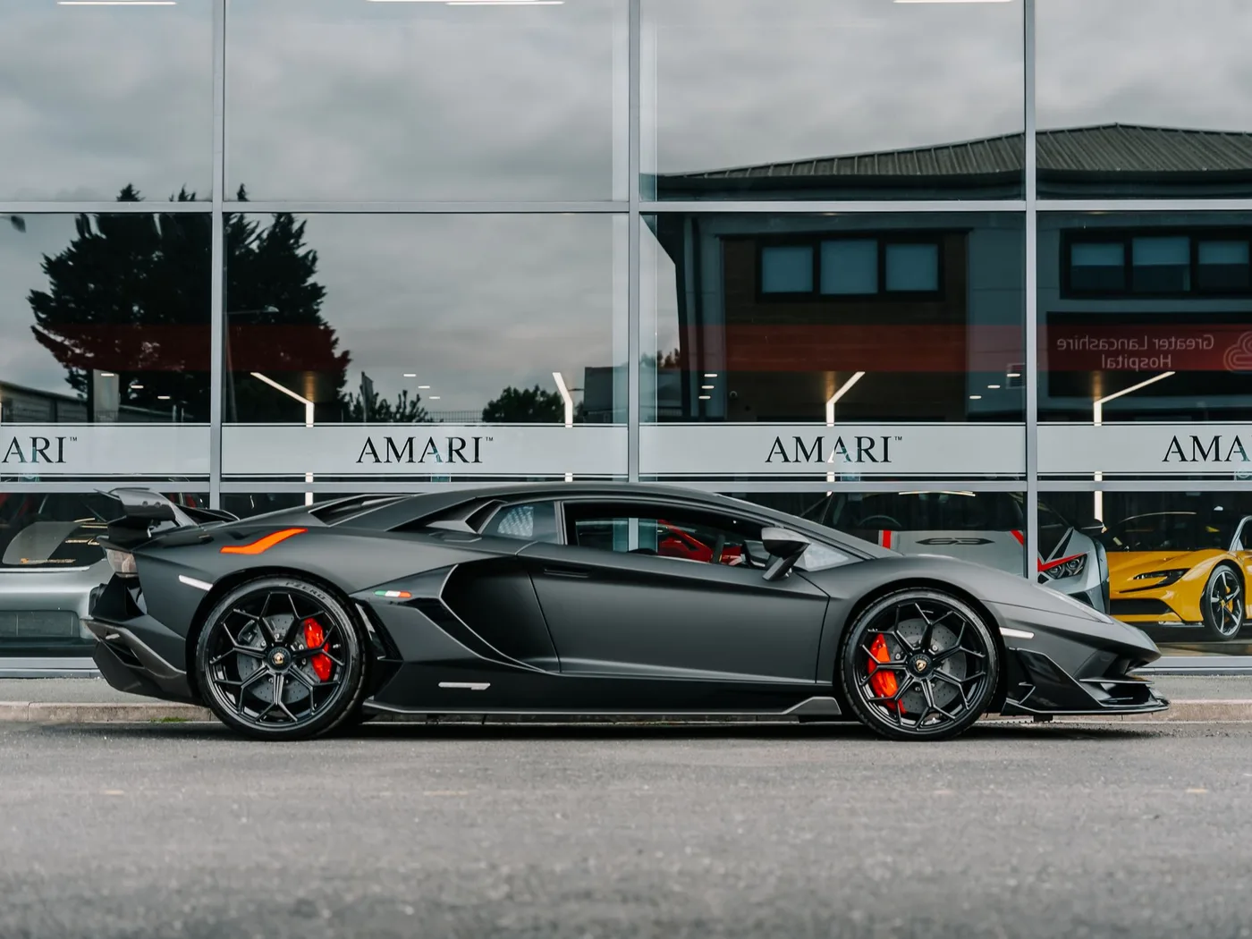 2019 Lamborghini Aventador SVJ proposée par un spécialiste de la supercar à Preston, Royaume-Uni, photo 3 sur 25