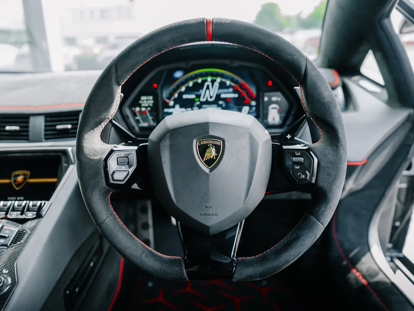 2019 Lamborghini Aventador SVJ proposée par un spécialiste de la supercar à Preston, Royaume-Uni, photo 25 sur 25