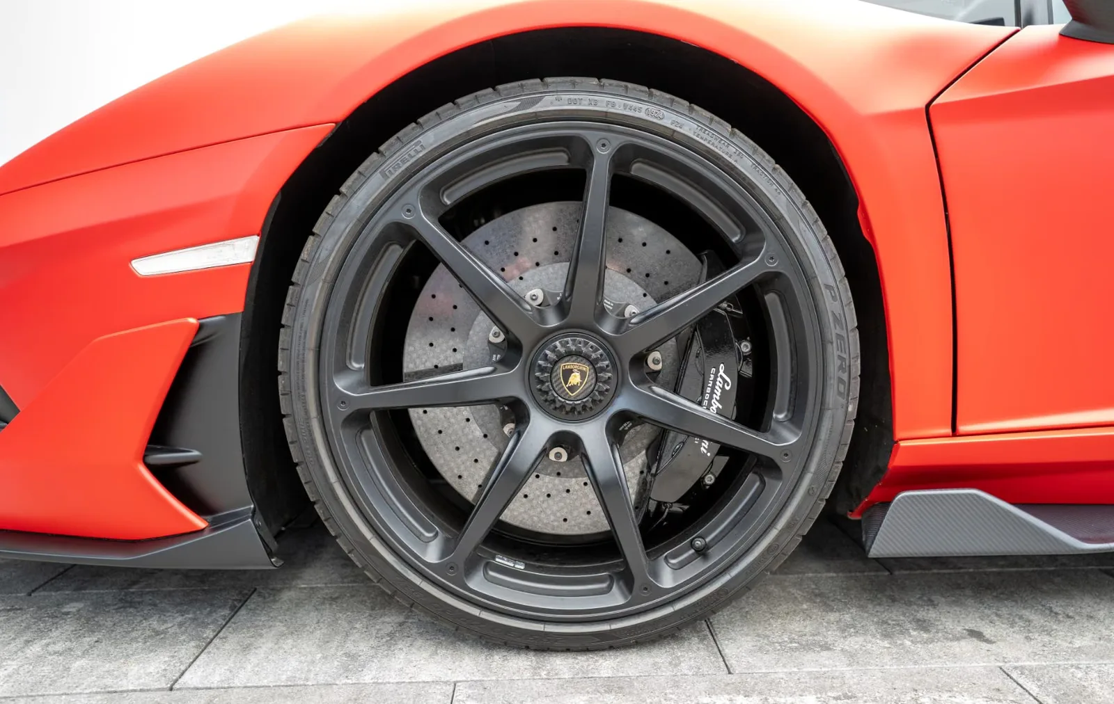 2019 Lamborghini Aventador SVJ, 19/30