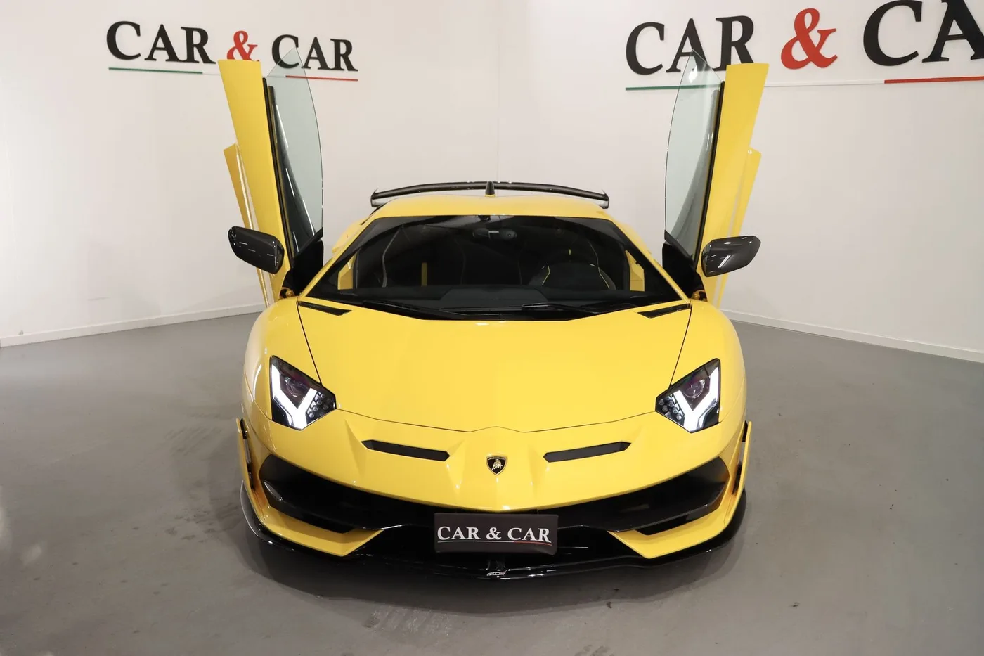 2019 Lamborghini Aventador SVJ angeboten von einem Supersportwagenhändler in Zibido San Giacomo, Italien, Foto 3 von 25