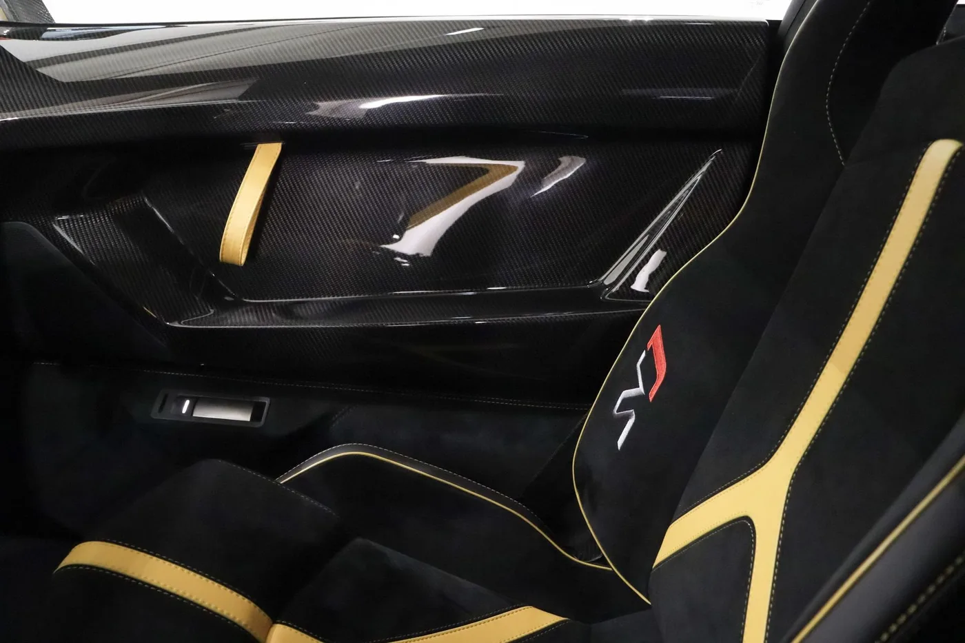 2019 Lamborghini Aventador SVJ angeboten von einem Supersportwagenhändler in Zibido San Giacomo, Italien, Foto 10 von 25