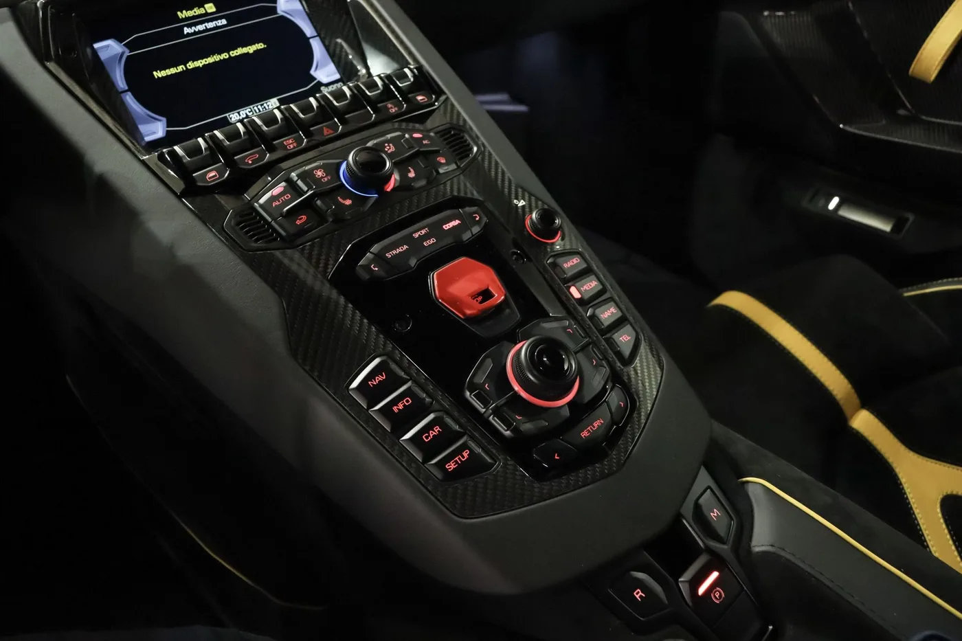 2019 Lamborghini Aventador SVJ angeboten von einem Supersportwagenhändler in Zibido San Giacomo, Italien, Foto 15 von 25