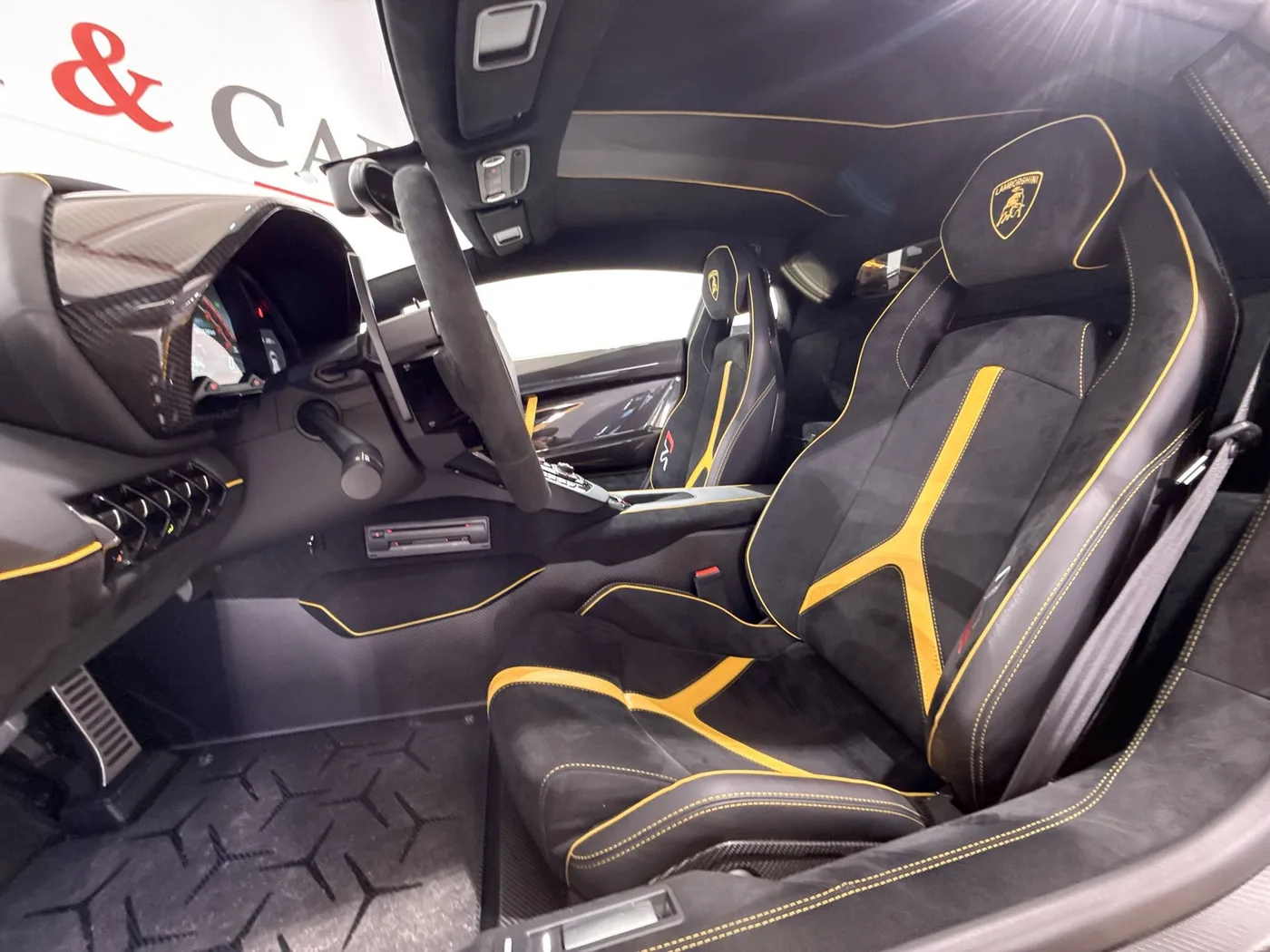 2019 Lamborghini Aventador SVJ angeboten von einem Supersportwagenhändler in Zibido San Giacomo, Italien, Foto 24 von 25