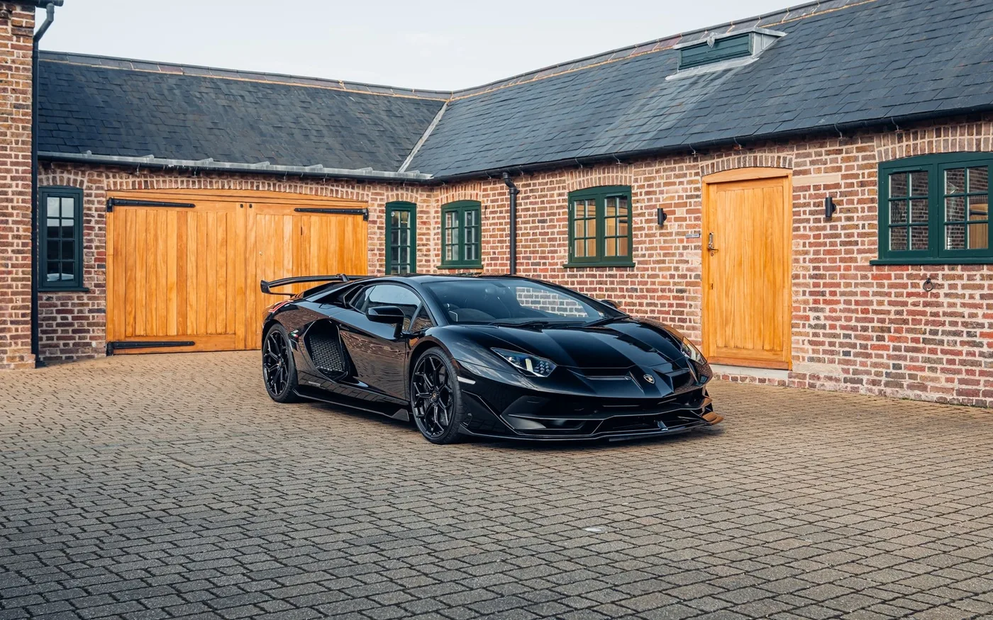 2019 Lamborghini Aventador SVJ angeboten von einem Fachhändler in Chorleywood, Vereinigtes Königreich, Foto 8 von 15