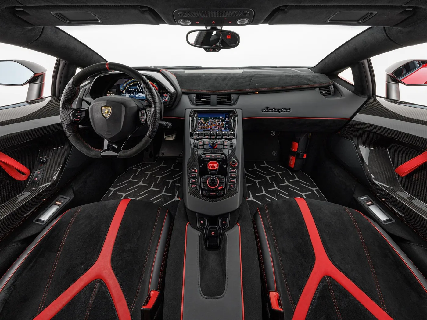 2019 Lamborghini Aventador SVJ offered by a specialist dealer in Böblingen, Germany, photo 6 of 15