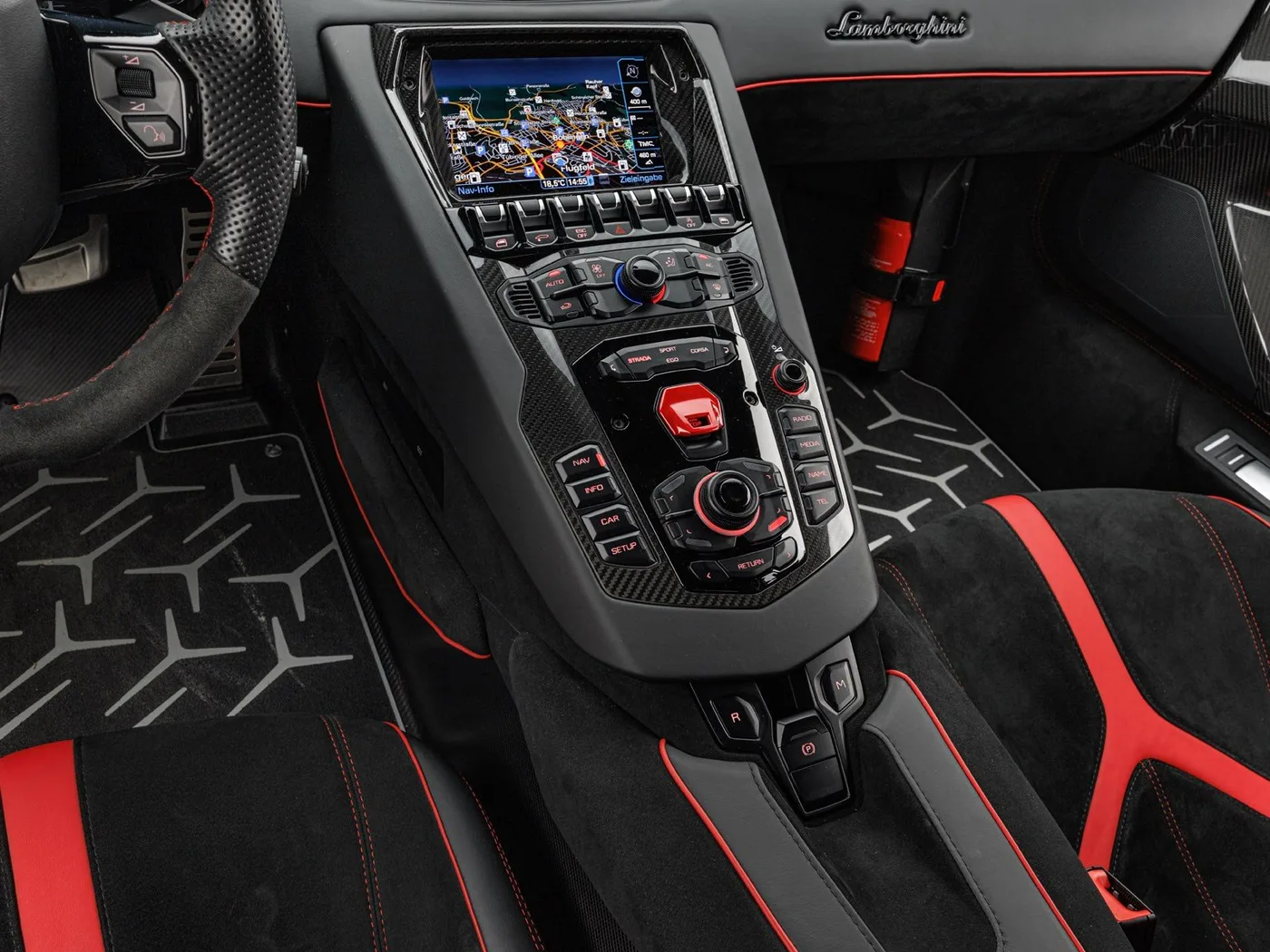 2019 Lamborghini Aventador SVJ offered by a specialist dealer in Böblingen, Germany, photo 7 of 15