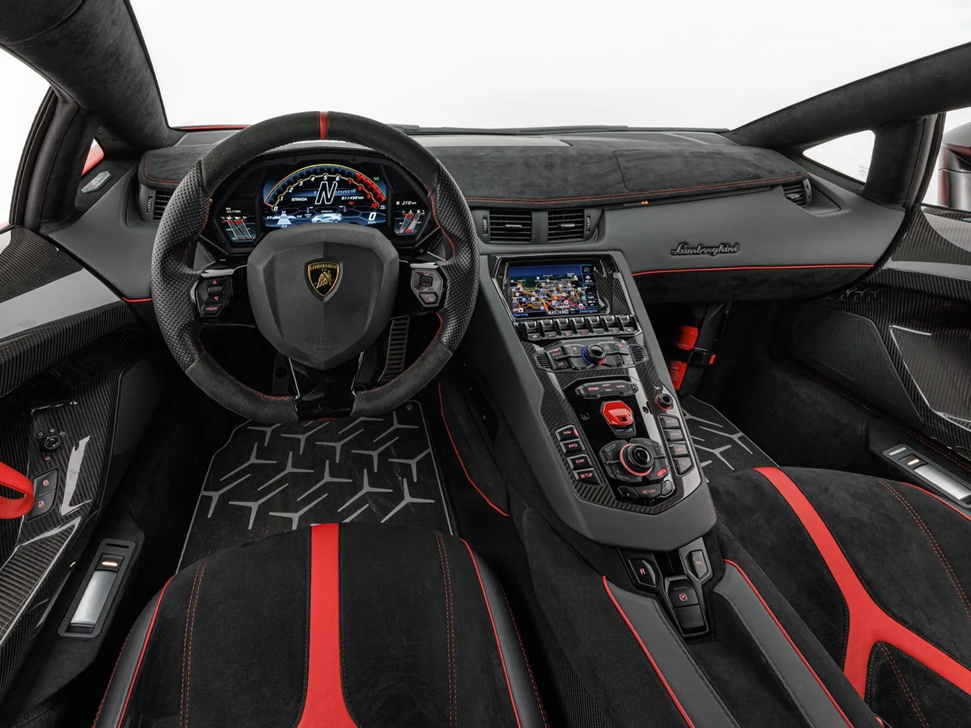 2019 Lamborghini Aventador SVJ offered by a specialist dealer in Böblingen, Germany, photo 8 of 15