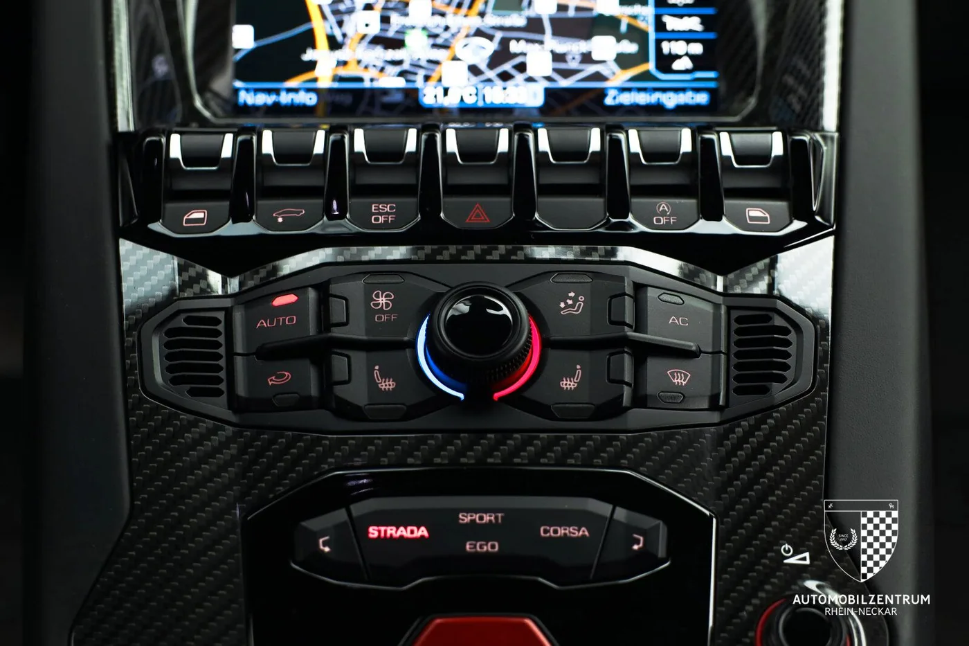 2019 Lamborghini Aventador SVJ offered by a supercar dealer in Viernheim, Germany, photo 22 of 25