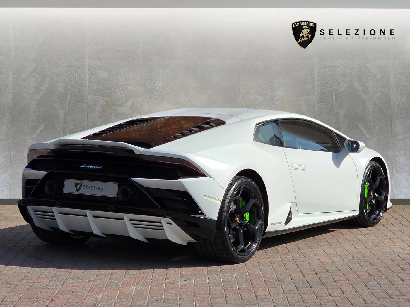 2019 Lamborghini Huracán EVO angeboten von einer Vertragshändlergruppe in Pangbourne, Vereinigtes Königreich, Foto 3 von 20
