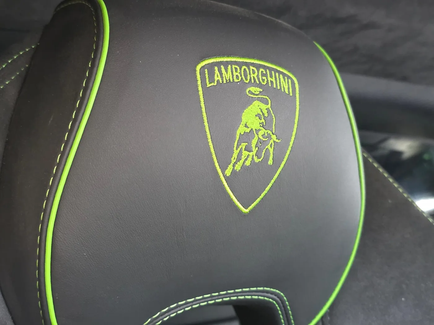 2019 Lamborghini Huracán EVO angeboten von einer Vertragshändlergruppe in Pangbourne, Vereinigtes Königreich, Foto 8 von 20
