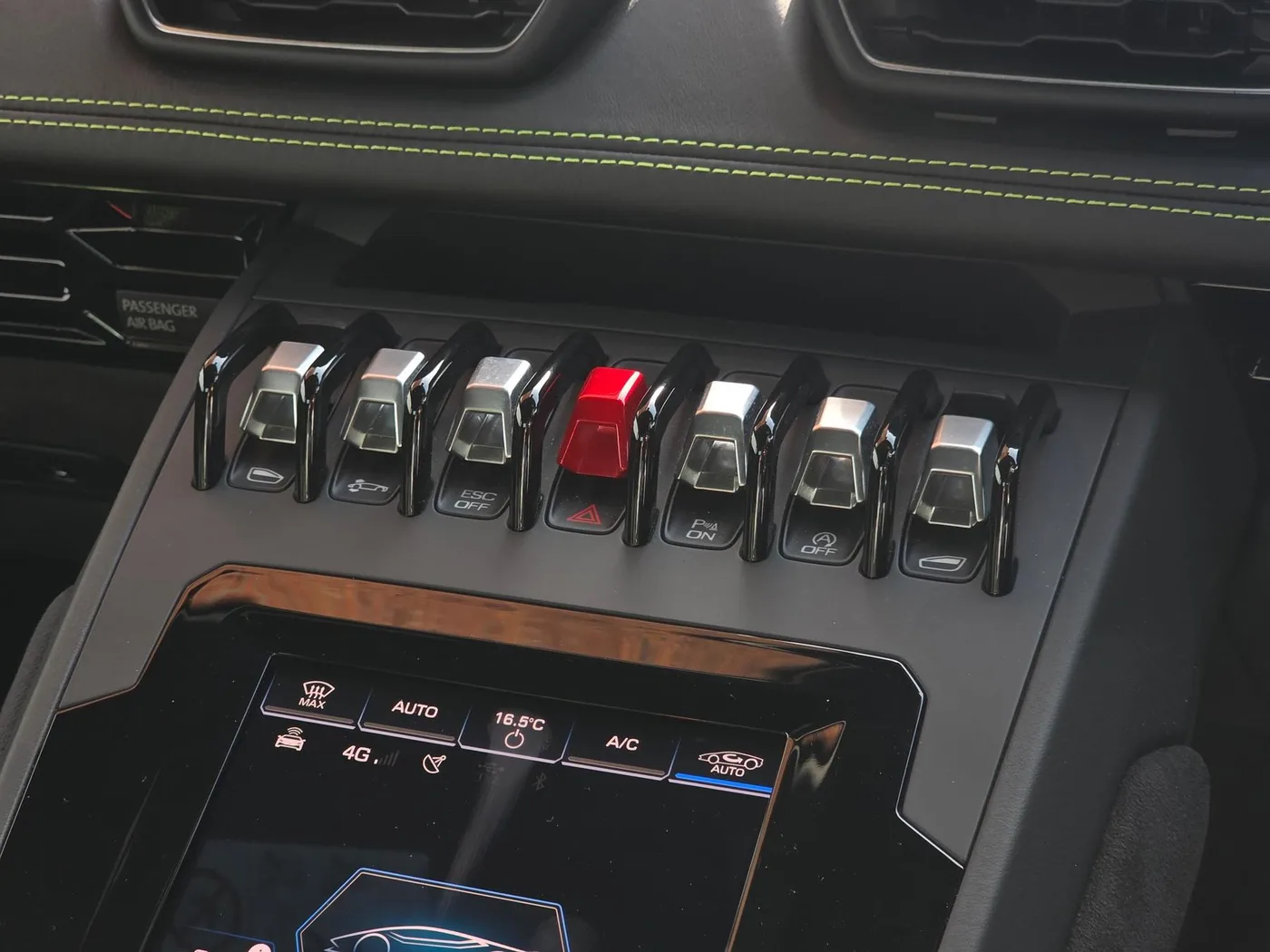 2019 Lamborghini Huracán EVO angeboten von einer Vertragshändlergruppe in Pangbourne, Vereinigtes Königreich, Foto 16 von 20