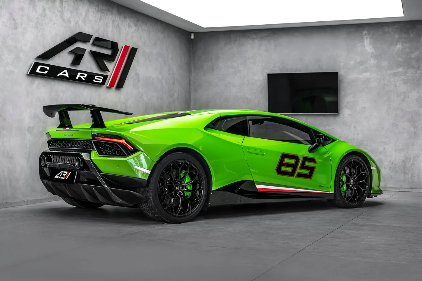 2019 Lamborghini Huracán Performante angeboten von einem Fachhändler in Ostrava, Tschechien, Foto 5 von 15