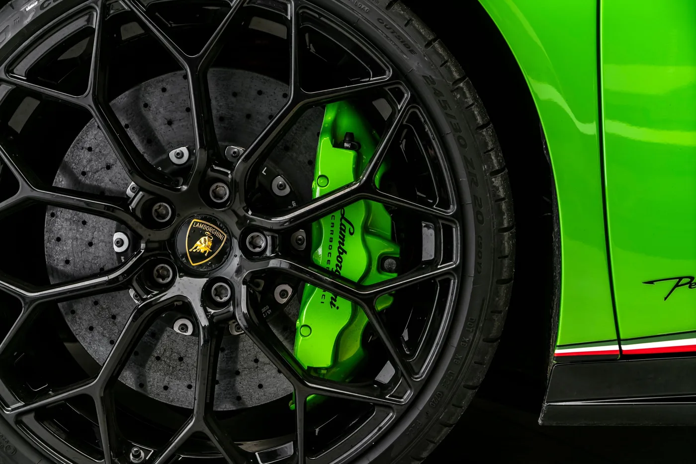 2019 Lamborghini Huracán Performante angeboten von einem Fachhändler in Ostrava, Tschechien, Foto 12 von 15