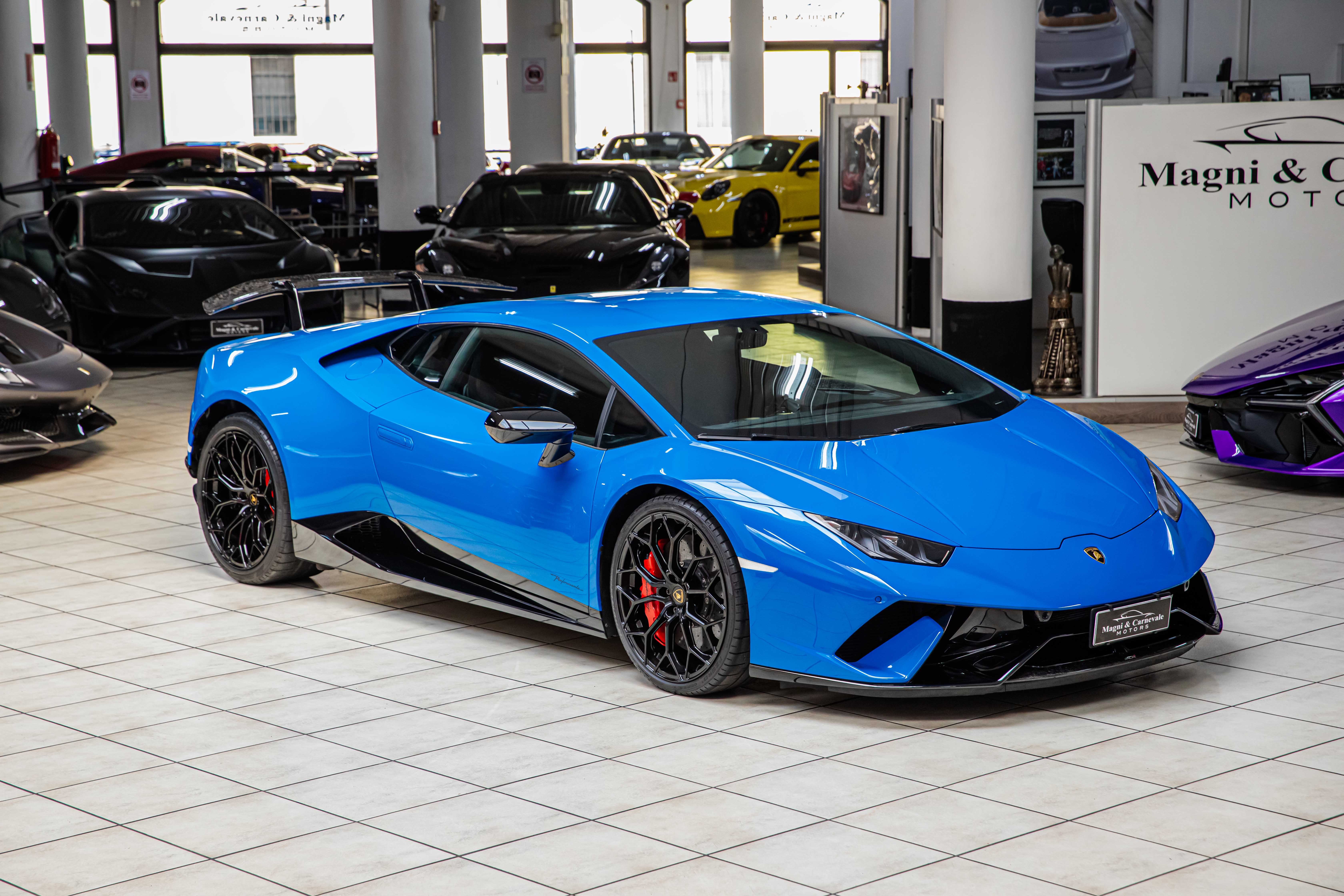 2019 Lamborghini Huracán Performante angeboten von einem Fachhändler in Milan, Italien, Foto 2 von 20