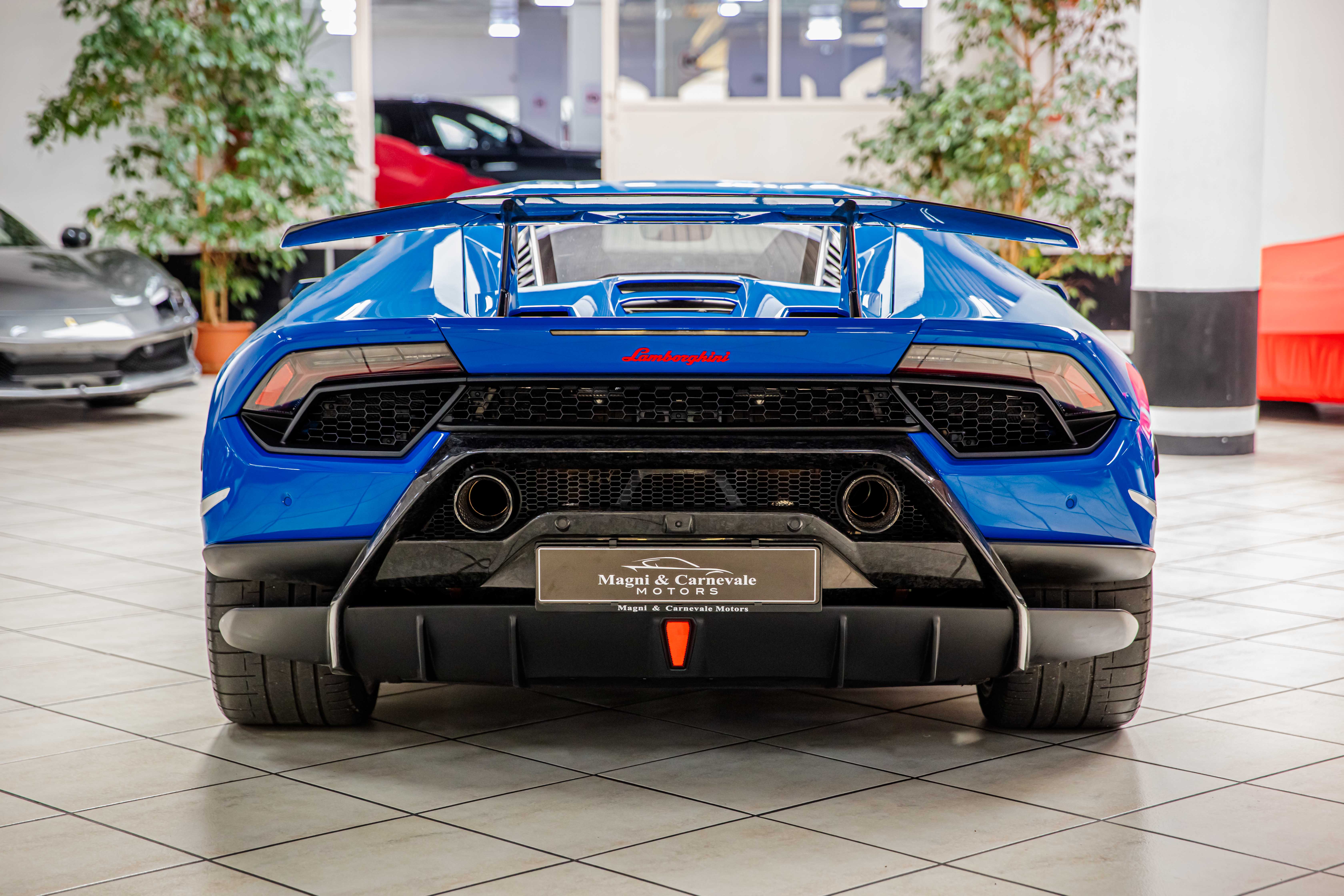 2019 Lamborghini Huracán Performante angeboten von einem Fachhändler in Milan, Italien, Foto 11 von 20