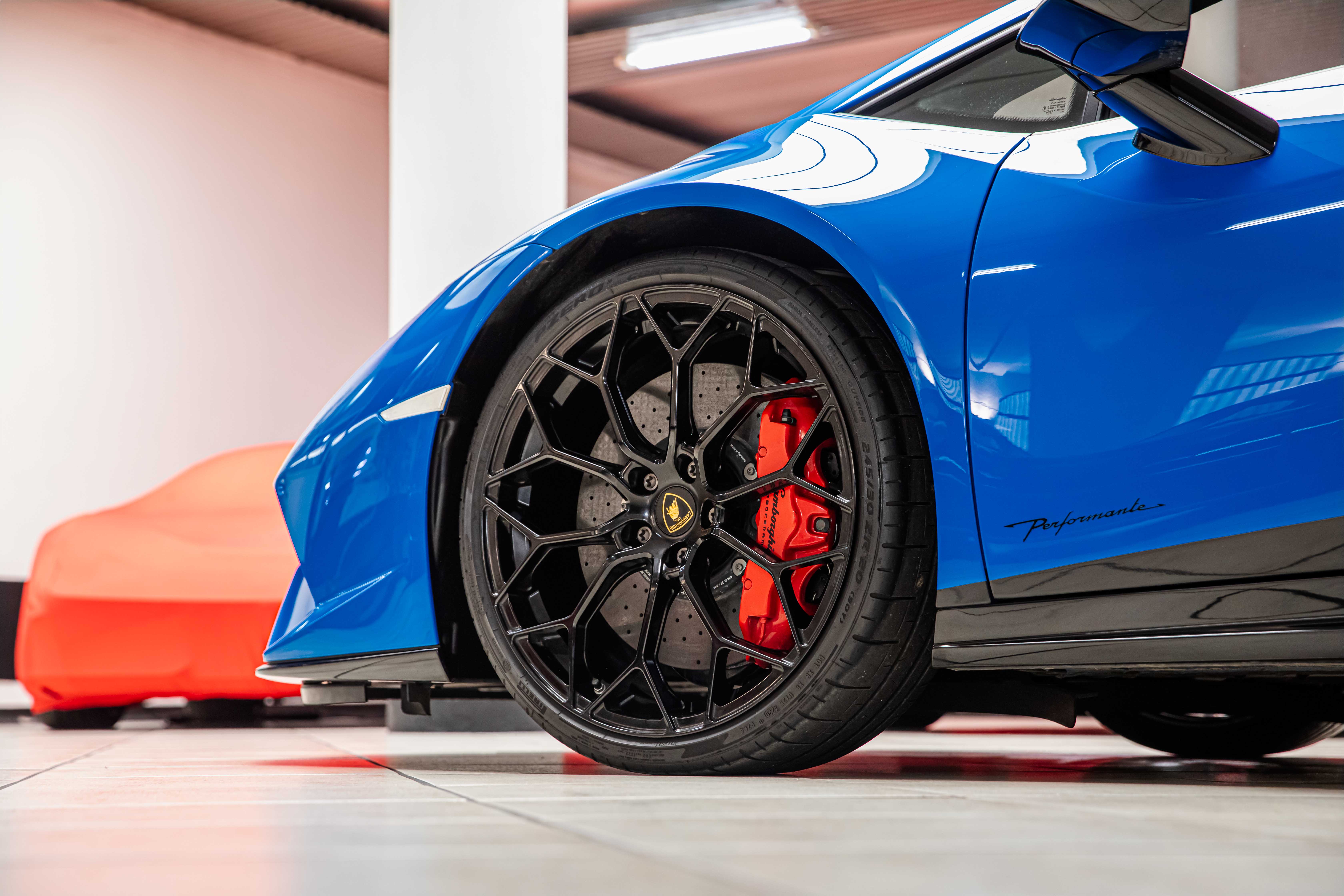 2019 Lamborghini Huracán Performante angeboten von einem Fachhändler in Milan, Italien, Foto 13 von 20