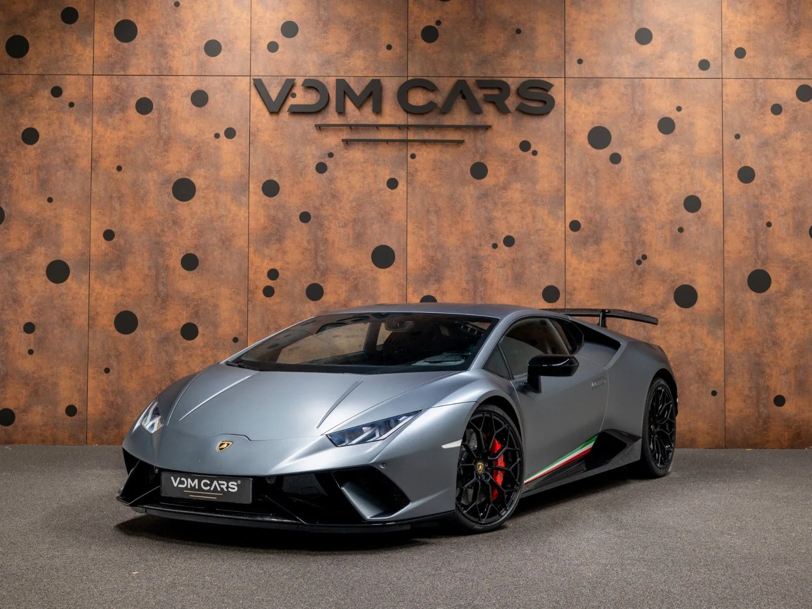 2019 Lamborghini Huracán Performante offered by a supercar dealer in Gronau, Germany, main photo