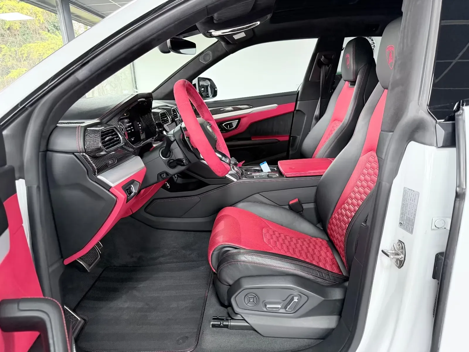 2019 Lamborghini Urus, 5/26