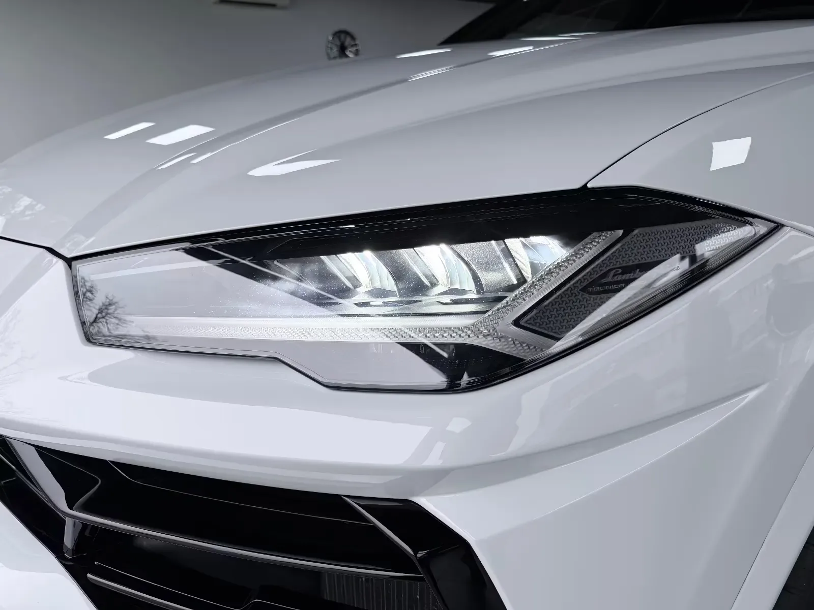 2019 Lamborghini Urus, 8/26