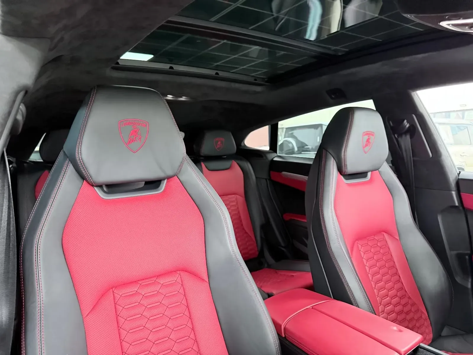2019 Lamborghini Urus, 13/26
