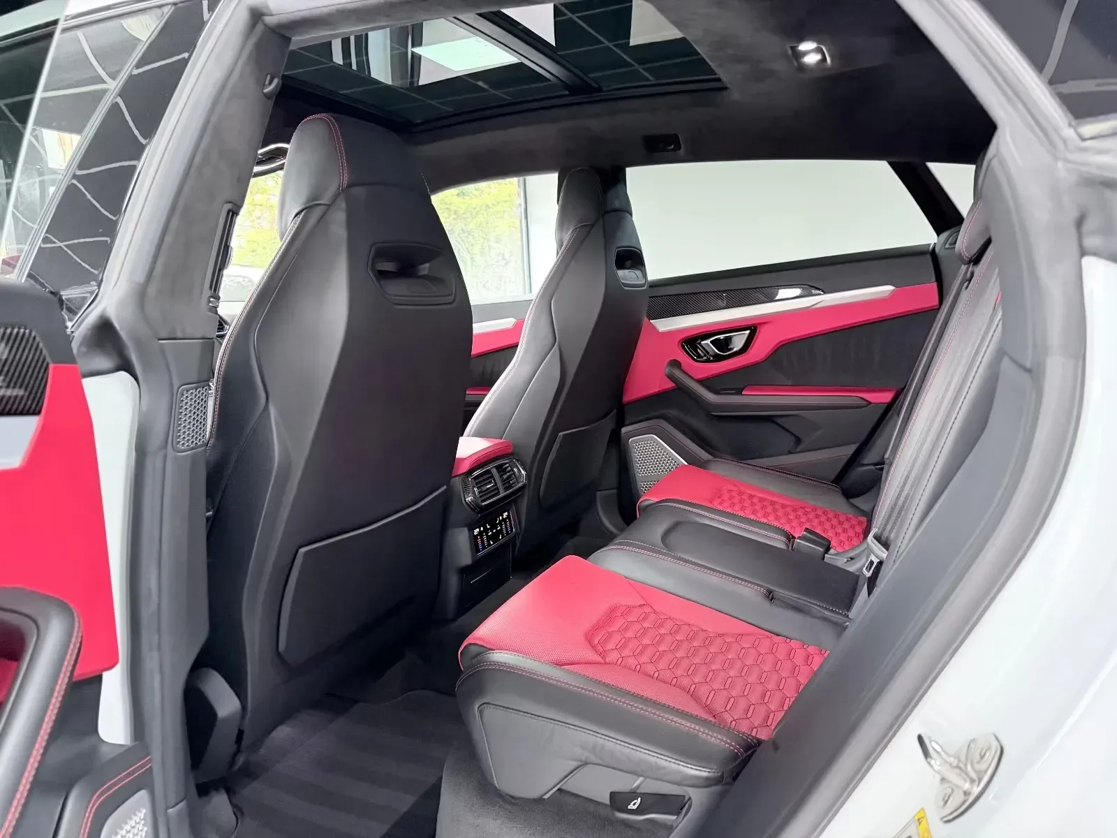 2019 Lamborghini Urus, 19/26