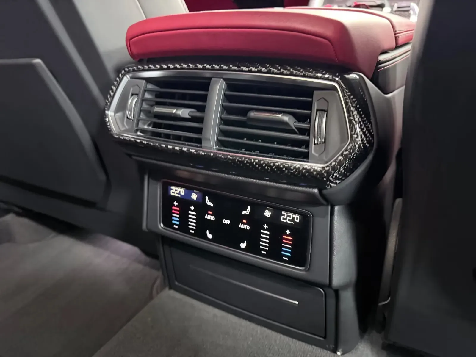 2019 Lamborghini Urus, 21/26