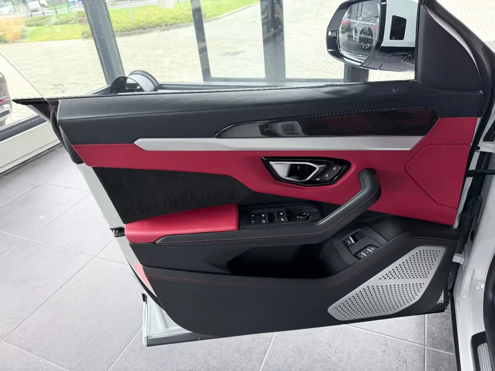 2019 Lamborghini Urus, 23/26